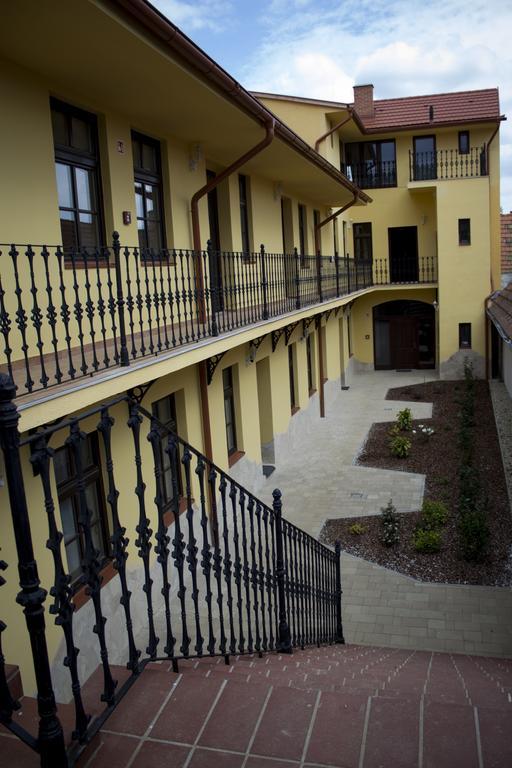 Pekapartman Koszeg Exterior photo